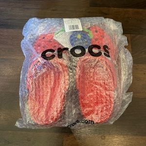 NWT Lightening McQueen Crocs Women’s 8